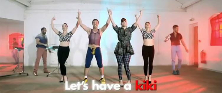 Scissor Sisters - Let's Have A Kiki