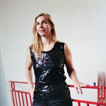 Portrait : Barbara Carlotti (Arno Paul)