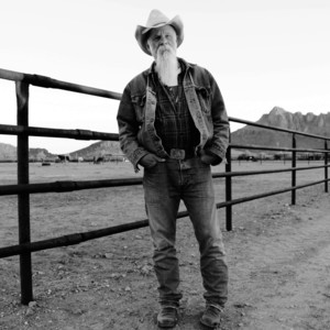 Seasick Steve - Keepin’ The Horse Between Me And The Ground
